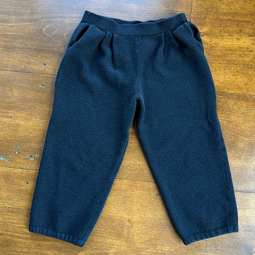 ST JOHN Basics Black Stretch Knit Wool Blend Pleated Crop Pull On Pants …